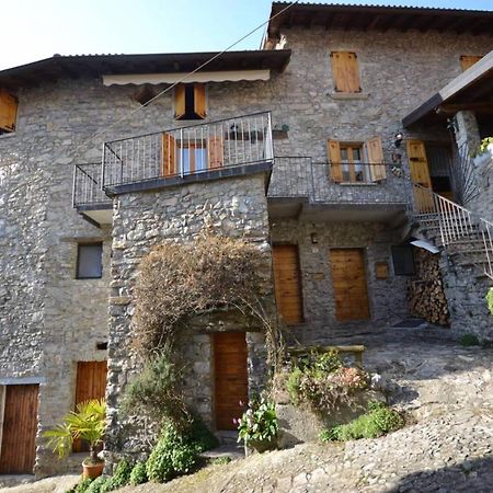 Rustico Lago Di Como B&B Barna Exterior photo