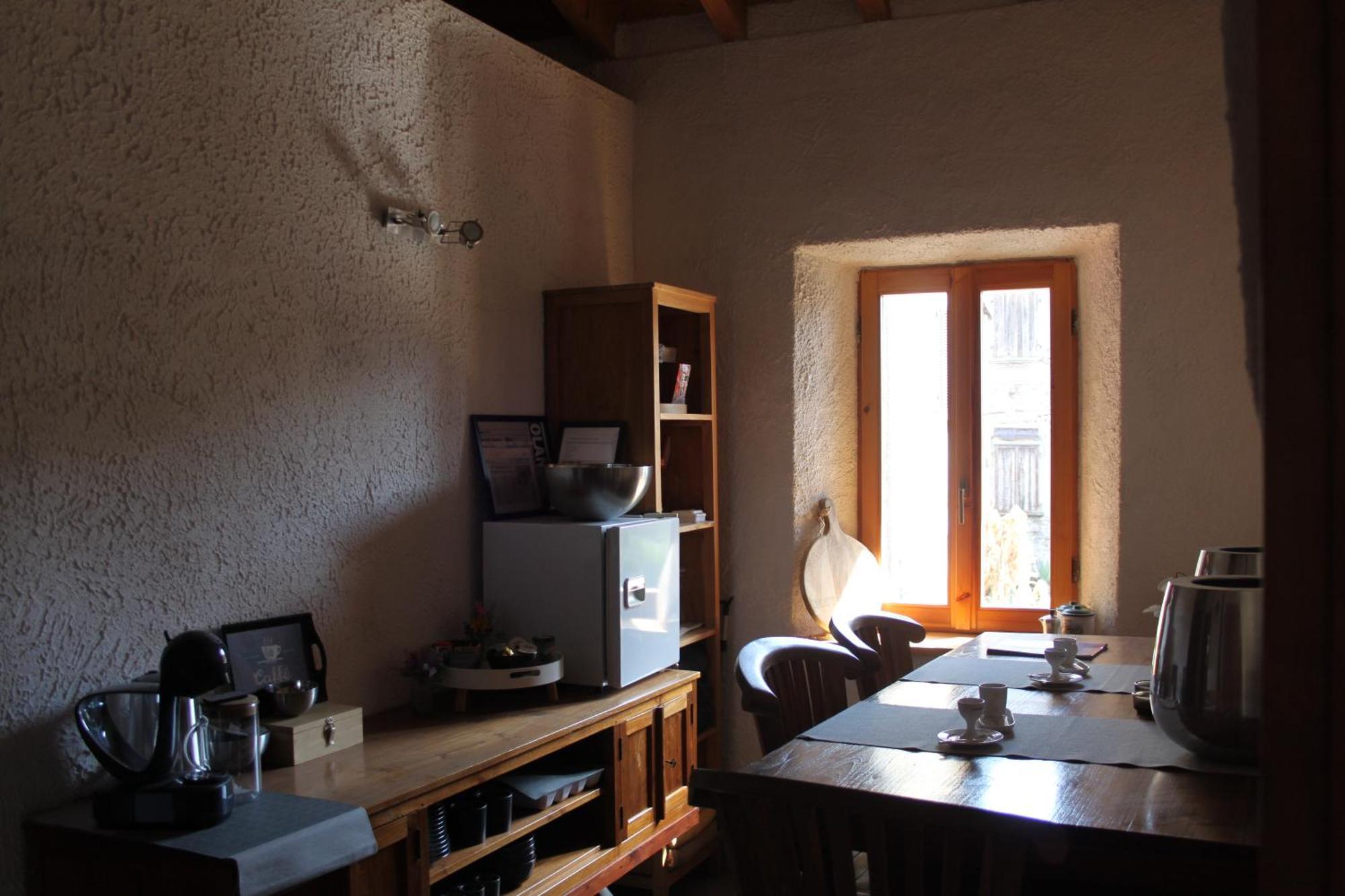 Rustico Lago Di Como B&B Barna Exterior photo